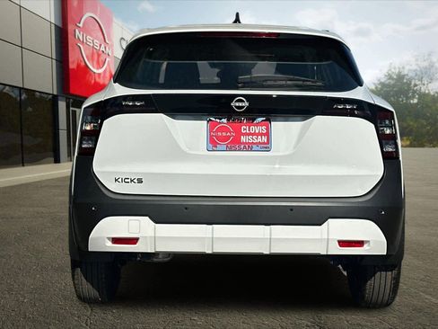New 2026 Nissan Kicks S image 8