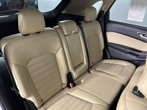 Used 2017 Ford Edge SEL w/ Equipment Group 201A image 28