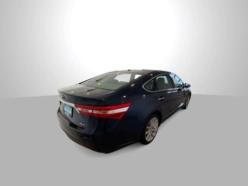 Used 2013 Toyota Avalon XLE Touring image 8