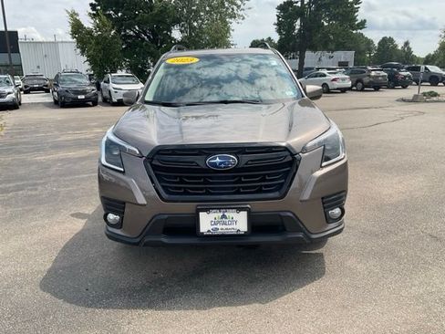 Certified 2023 Subaru Forester Premium AWD/4WD image 2