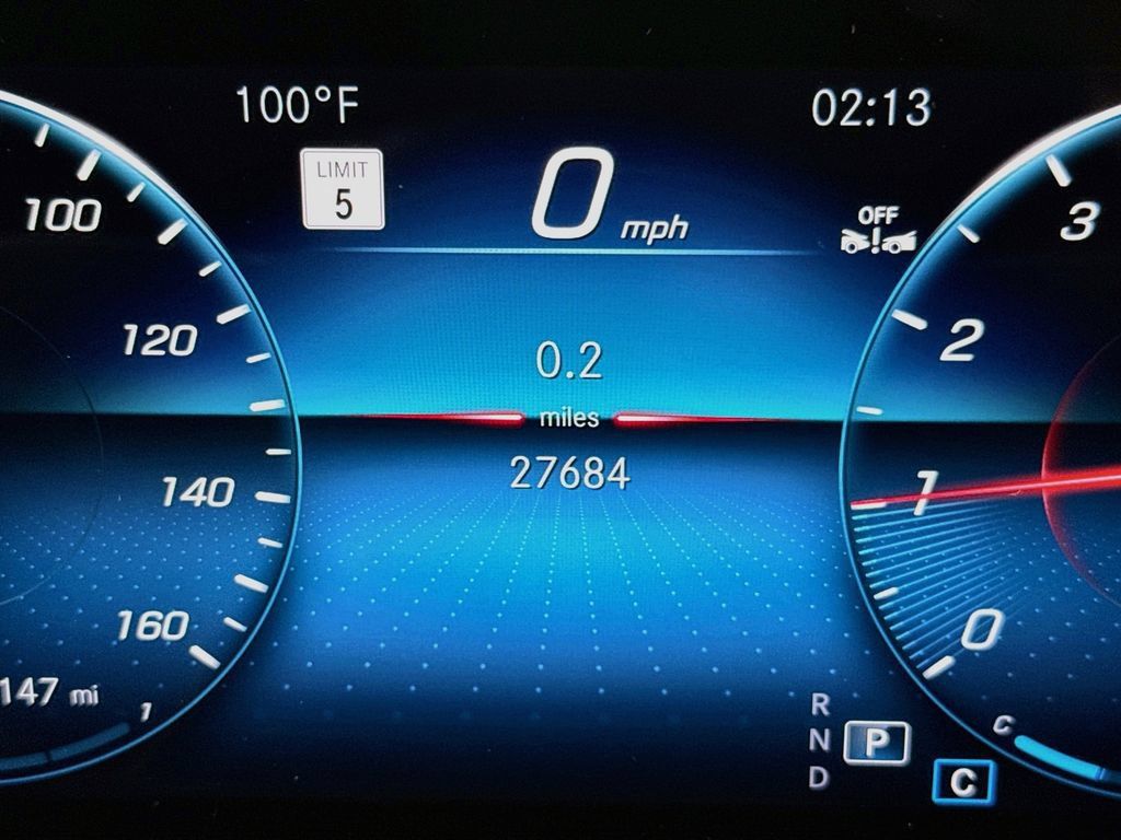 Used 2023 Mercedes-Benz GLB 250 4MATIC image 12