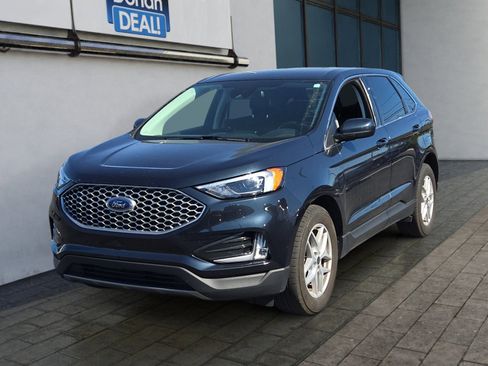 Used 2023 Ford Edge SEL w/ Convenience Package AWD/4WD image 3