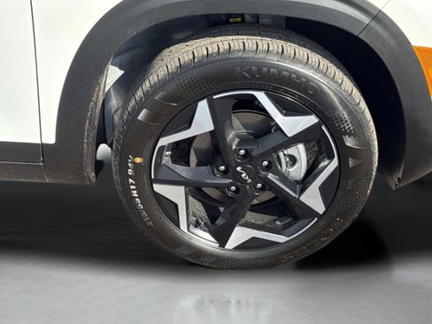 New 2026 Kia Seltos S image 9