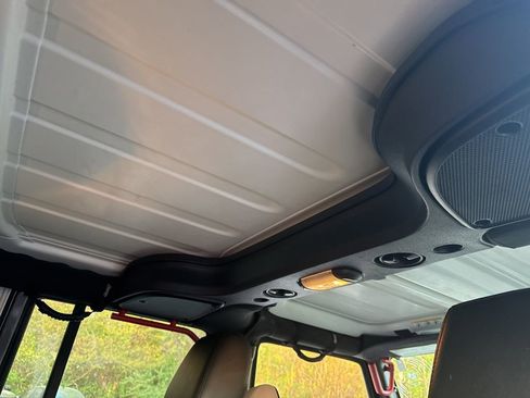 Used 2017 Jeep Wrangler Unlimited Sahara image 16