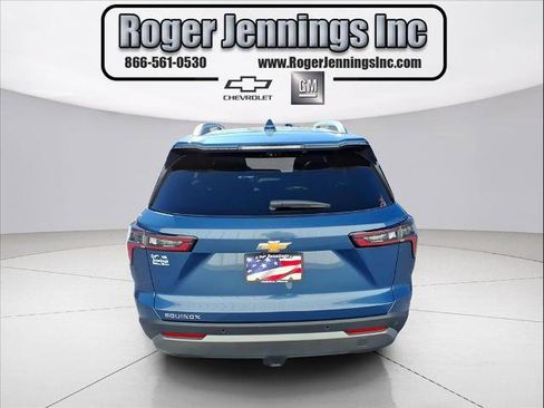 Used 2025 Chevrolet Equinox LT w/ Convenience Package II image 21