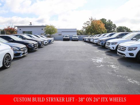 Used 2024 Ford F250 Platinum AWD/4WD image 38