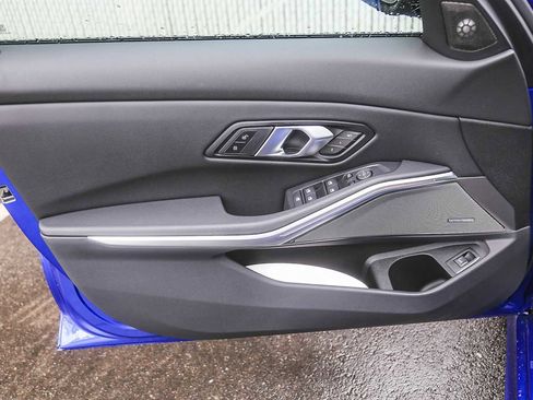 Used 2025 BMW M340i image 17