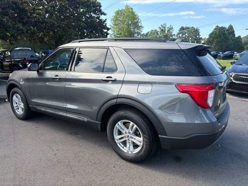 Used 2023 Ford Explorer XLT w/ Equipment Group 202A AWD/4WD image 5