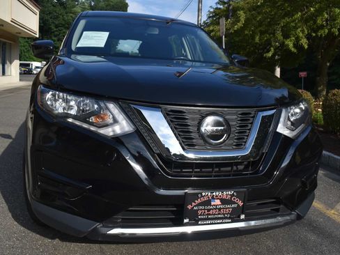 Used 2018 Nissan Rogue S AWD/4WD image 50