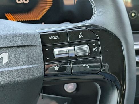 New 2026 Kia Sorento LX FWD image 27