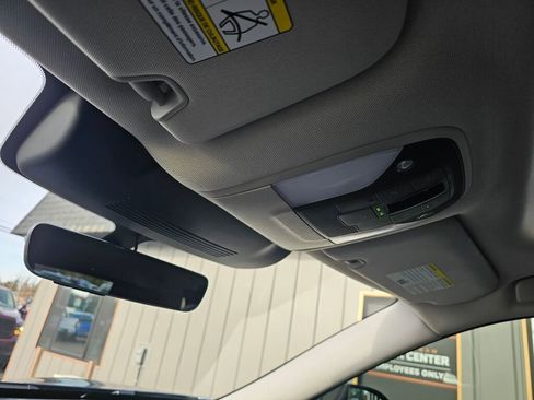 Used 2023 INFINITI QX60 Luxe image 36