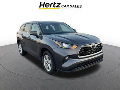 Used 2025 Toyota Highlander LE