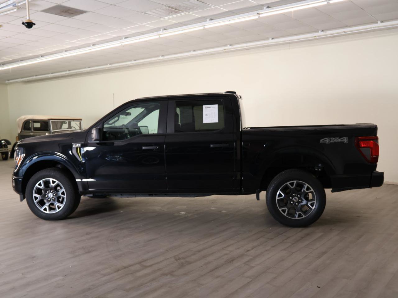 Used 2025 Ford F150 STX w/ Equipment Group 200A AWD/4WD image 27