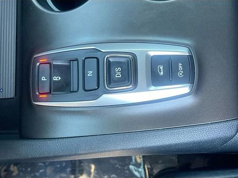 Used 2022 Honda Pilot TrailSport image 23