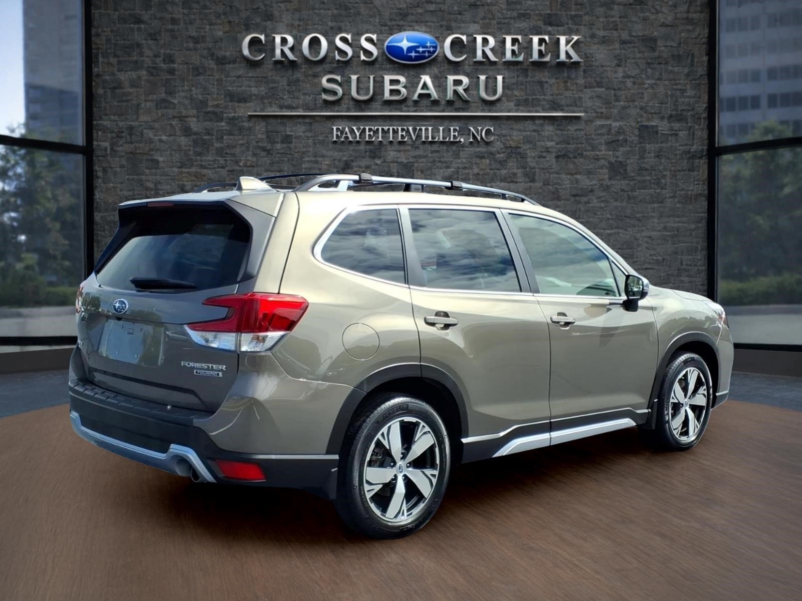 Used 2021 Subaru Forester Touring w/ Popular Package #2 AWD/4WD image 3