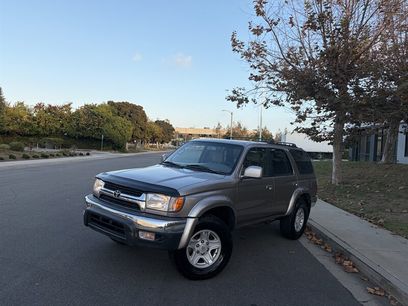 Used 2002 Toyota 4Runner SR5 w/ Upgrade Value Pkg 2