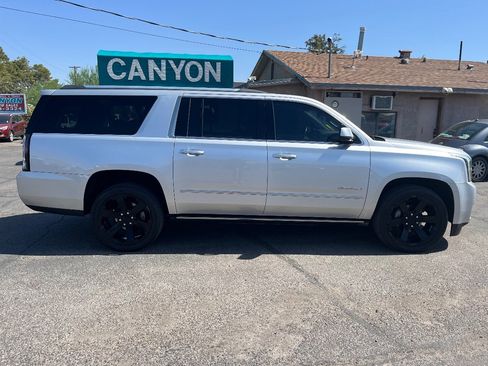 Used 2017 GMC Yukon XL Denali w/ Open Road Package RWD image 3