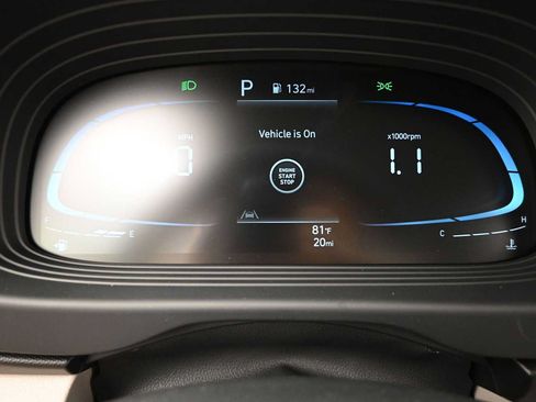 New 2026 Hyundai Venue SEL FWD image 17