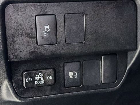 Used 2022 Toyota Tacoma SR5 image 10