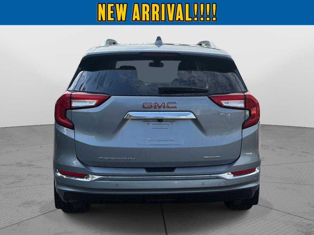 Used 2023 GMC Terrain Denali AWD/4WD image 12