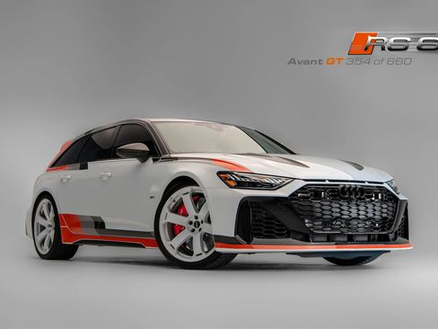 Used 2025 Audi RS 6 performance image 1