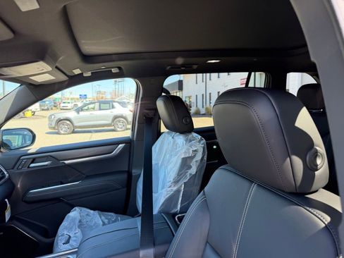 New 2026 GMC Acadia Elevation w/ Black Edition image 17