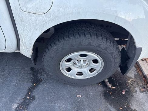 Used 2015 Nissan Frontier S image 7