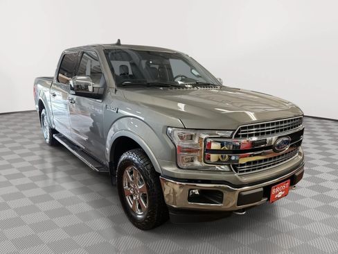 Used 2019 Ford F150 Lariat w/ Equipment Group 502A Luxury AWD/4WD image 3
