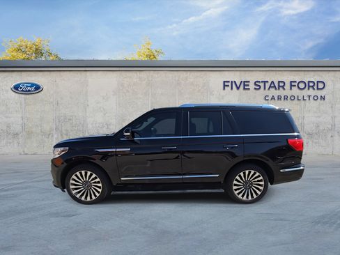 Used 2020 Lincoln Navigator Reserve w/ Luxury Package image 5