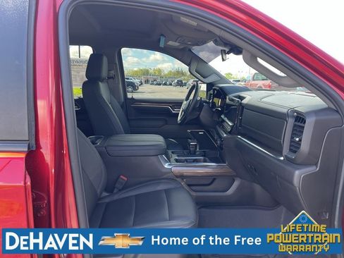 Used 2024 Chevrolet Silverado 1500 RST w/ True North Edition Plus AWD/4WD image 27