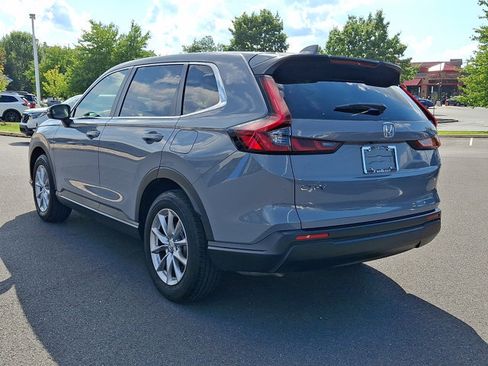 Certified 2026 Honda CR-V EX image 5