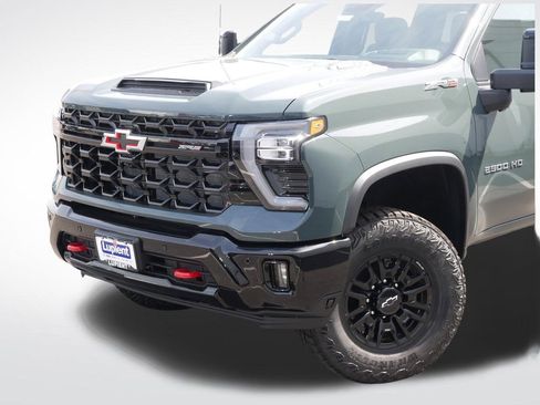 New 2026 Chevrolet Silverado 2500 ZR2 AWD/4WD image 29