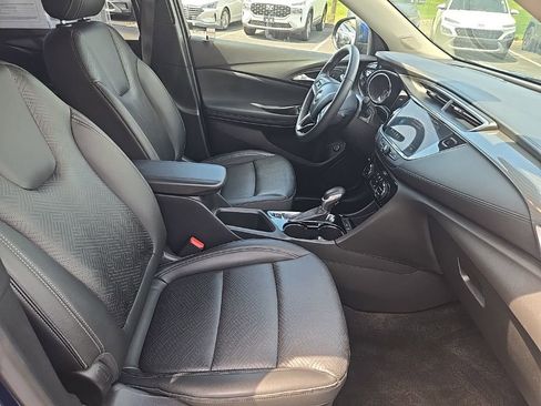 Used 2023 Buick Encore GX Essence w/ Experience Buick Package FWD image 29