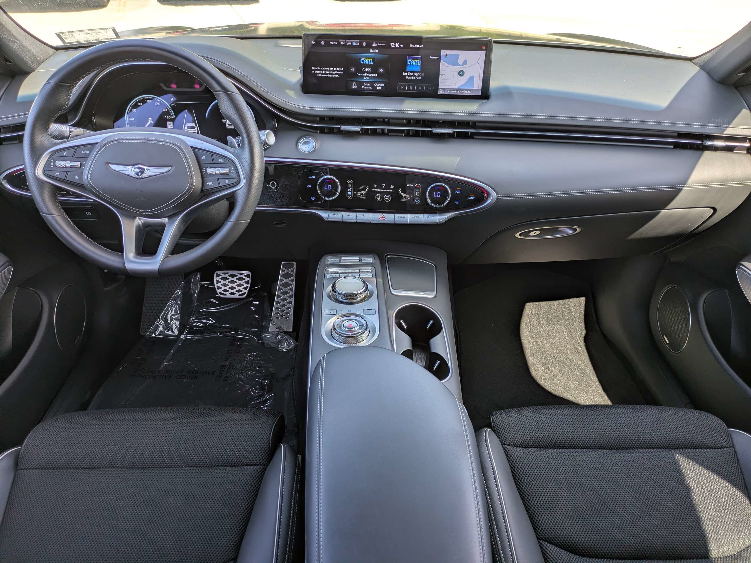 Certified 2023 Genesis GV70 2.5T w/ Sport Prestige Package AWD/4WD image 14