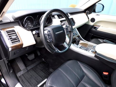 Used 2016 Land Rover Range Rover Sport HSE image 13