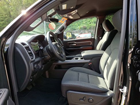Certified 2022 RAM 1500 Big Horn image 14