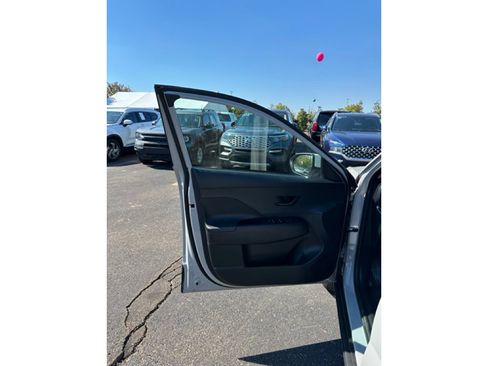 Used 2025 Hyundai Kona SEL image 6