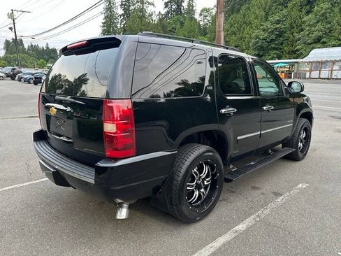 Used 2013 Chevrolet Tahoe LTZ AWD/4WD image 5