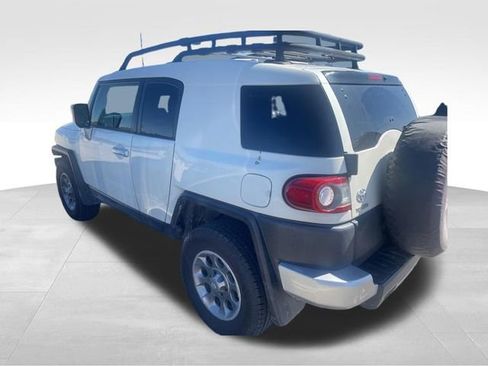 Used 2013 Toyota FJ Cruiser 4WD w/ Convenience Pkg image 5
