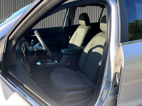 Used 2022 Chevrolet Equinox LT FWD image 26
