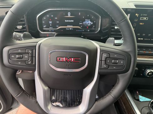 Used 2024 GMC Sierra 1500 Elevation w/ Elevation Premium Package image 19