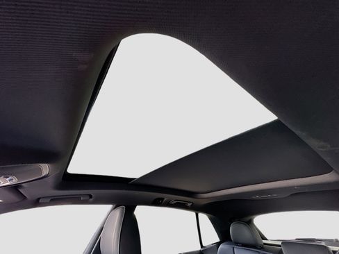 Used 2019 Audi Q8 Premium w/ Convenience Package image 22