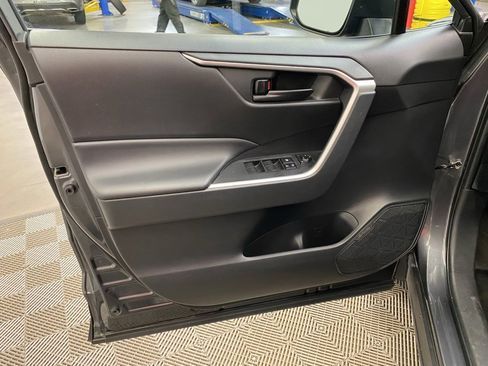 Used 2024 Toyota RAV4 LE image 32