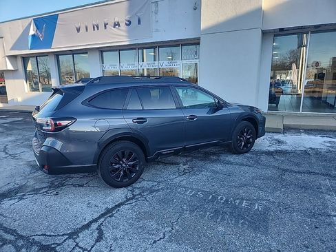 Used 2025 Subaru Outback Onyx Edition XT image 3