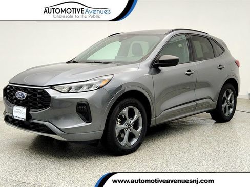 Used 2024 Ford Escape ST-Line AWD/4WD image 1
