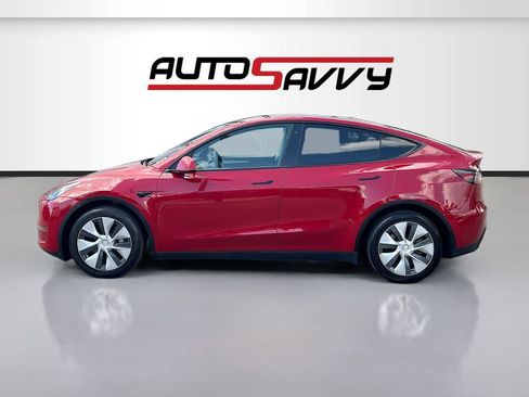 Used 2023 Tesla Model Y Long Range AWD/4WD image 4
