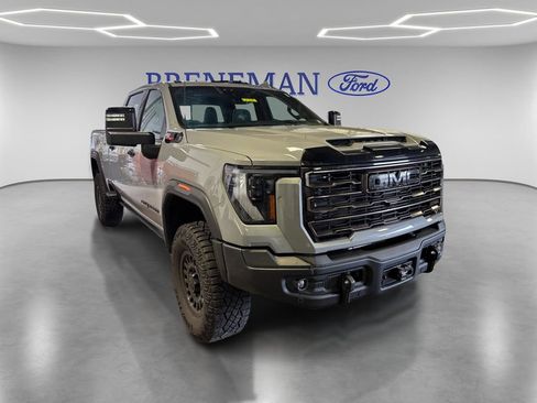 Used 2025 GMC Sierra 2500 AT4X w/ AT4X AEV Edition AWD/4WD image 3