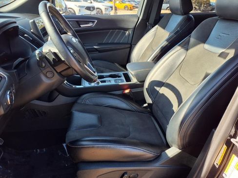 Certified 2022 Ford Edge ST w/ Equipment Group 401A image 24
