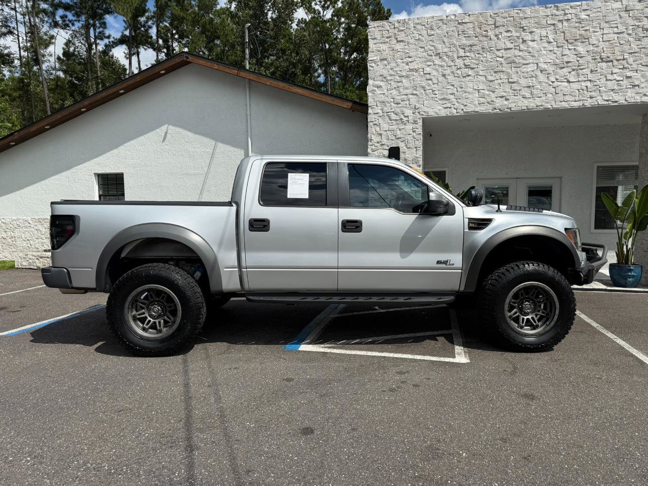 Used 2013 Ford F150 Raptor w/ Luxury Equipment Group AWD/4WD image 21