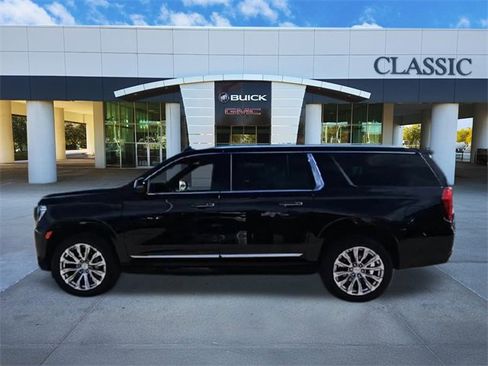 Used 2024 GMC Yukon XL Denali w/ Denali Reserve Package image 5